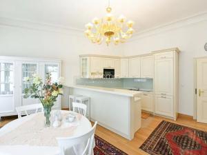 Pronájem bytu 3+kk, Praha - Nové Město, Truhlářská, 107 m2