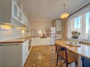 Prodej bytu 4+1, Jindřichův Hradec, Kosmonautů, 87 m2