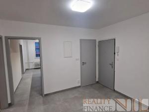 Pronájem bytu 4+1, Plzeň, Dlouhá, 80 m2