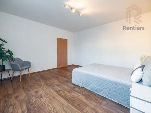 Prodej bytu 2+kk, Praha - Újezd nad Lesy, Domanovická, 67 m2