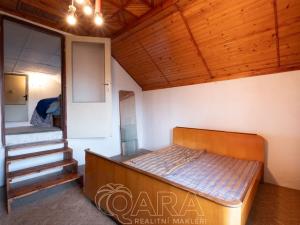 Prodej rodinného domu, Milovice - Benátecká Vrutice, 300 m2