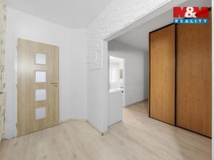 Prodej bytu 3+1, Ústí nad Labem - Krásné Březno, Obvodová, 72 m2