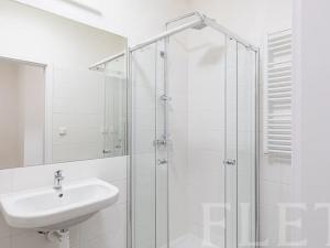 Pronájem bytu 1+kk, Praha - Jinonice, Peroutkova, 26 m2