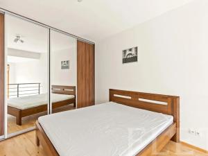 Pronájem bytu 2+kk, Praha - Libeň, U libeňského pivovaru, 46 m2