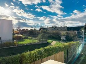 Prodej bytu 2+kk, Praha - Dolní Počernice, Národních hrdinů, 75 m2