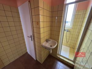 Pronájem kanceláře, Světlá nad Sázavou, V Polích, 160 m2