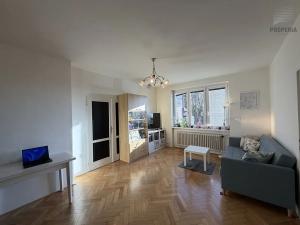 Pronájem bytu 2+1, Brno, Venhudova, 58 m2