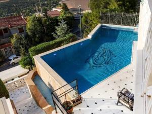 Prodej vily, Anatoliki Attiki,Řecko, 1285 m2