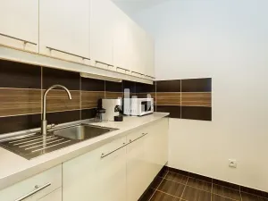 Pronájem kanceláře, Praha - Kunratice, Jana Růžičky, 115 m2