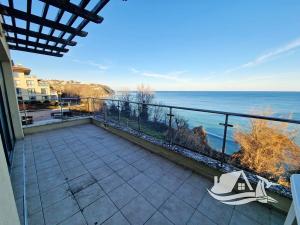 Prodej bytu 4+kk, Bjala, Bulharsko, 123 m2