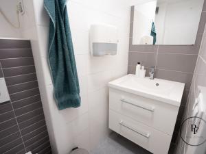 Pronájem kanceláře, Mladá Boleslav - Mladá Boleslav III, Táborská, 16 m2