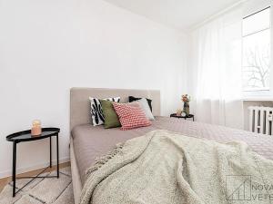 Prodej bytu 2+kk, Praha - Kobylisy, Třeboradická, 48 m2