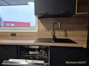 Pronájem bytu 3+kk, Praha - Prosek, Čakovická, 83 m2