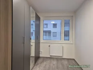 Pronájem bytu 3+kk, Praha - Prosek, Čakovická, 83 m2