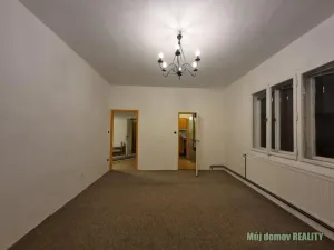 Pronájem bytu 3+1, Praha - Horní Počernice, Mezilesí, 100 m2