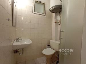 Pronájem kanceláře, Praha - Holešovice, Kamenická, 42 m2