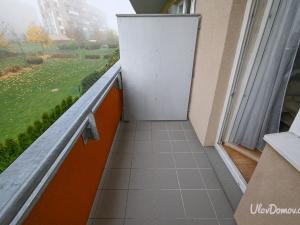 Prodej bytu 1+kk, Praha - Horní Měcholupy, Modenská, 35 m2