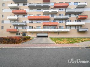 Prodej bytu 1+kk, Praha - Horní Měcholupy, Modenská, 35 m2