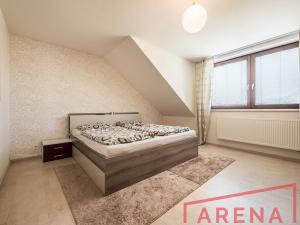 Prodej rodinného domu, Šlapanice, Za Humny, 250 m2