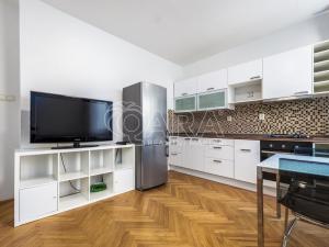 Prodej bytu 2+kk, Praha - Břevnov, Patočkova, 39 m2