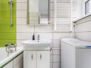 Prodej bytu 2+kk, Praha - Břevnov, Patočkova, 39 m2