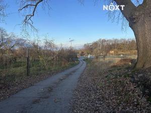 Prodej komerčního pozemku, Veltrusy, 36520 m2