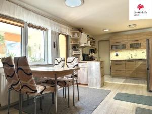 Prodej rodinného domu, Roštění, 188 m2