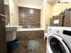 Prodej bytu 2+kk, Uherské Hradiště - Sady, Hrušková, 72 m2