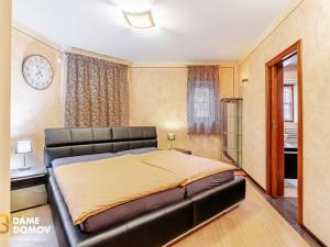 Prodej rodinného domu, Hodonín, 279 m2