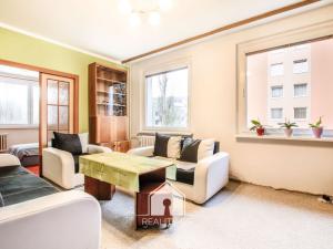 Prodej bytu 3+1, Jílové, Školní, 65 m2