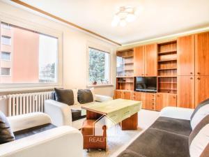 Prodej bytu 3+1, Jílové, Školní, 65 m2