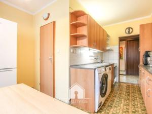 Prodej bytu 3+1, Jílové, Školní, 65 m2