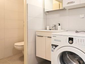 Pronájem bytu 1+kk, Praha - Nusle, Petra Rezka, 32 m2