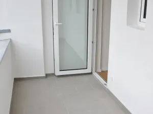 Pronájem bytu 4+kk, Praha, Jaurisova, 98 m2