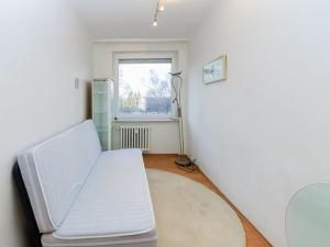 Pronájem bytu 3+1, Praha - Čimice, Chvatěrubská, 71 m2