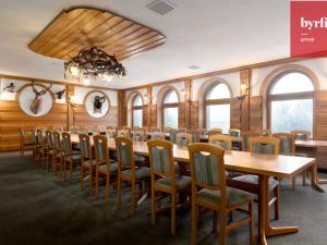 Prodej ubytování, Krnov - Pod Cvilínem, V Zálesí, 820 m2