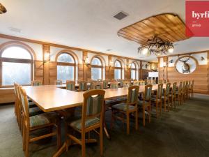 Prodej ubytování, Krnov - Pod Cvilínem, V Zálesí, 820 m2