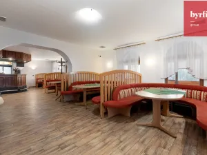 Prodej ubytování, Krnov - Pod Cvilínem, V Zálesí, 820 m2