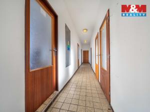 Pronájem skladu, Tisová - Hlinné, 1000 m2