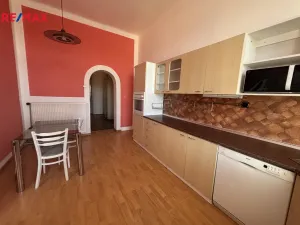 Prodej bytu 4+1, Znojmo, Vídeňská třída, 135 m2