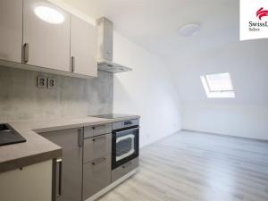 Prodej bytu 2+kk, Jimramov, náměstí Jana Karafiáta, 36 m2