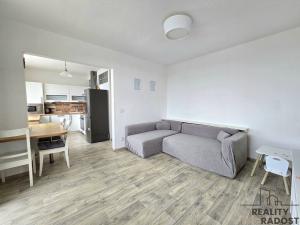 Pronájem bytu 3+1, Znojmo, Pod Soudním vrchem, 70 m2