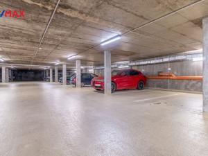 Pronájem bytu 1+kk, Praha, Ingrišova, 32 m2