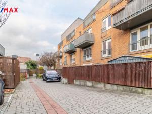 Pronájem bytu 1+kk, Praha, Ingrišova, 32 m2