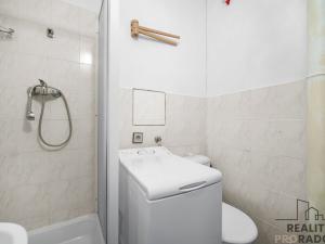 Pronájem bytu 1+kk, Pardubice, Ohrazenická, 28 m2