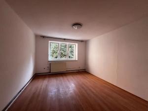 Pronájem bytu 2+1, Karlovy Vary, Poštovní, 63 m2