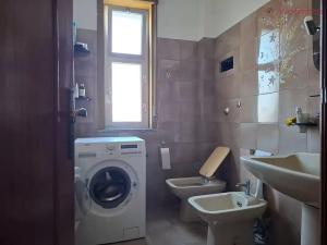 Prodej bytu 3+1, Barcellona Pozzo di Gotto, Itálie, 58 m2