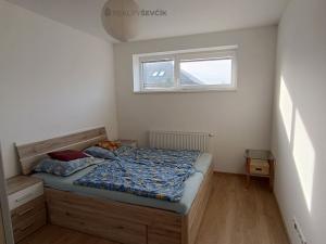 Prodej bytu 2+kk, Hluboká nad Vltavou, Ječná, 55 m2