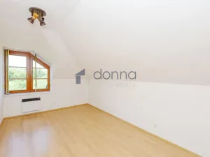 Pronájem rodinného domu, Praha, Nad šejdrem, 252 m2