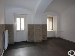 Pronájem obchodního prostoru, Mladá Vožice, Husovo náměstí, 50 m2